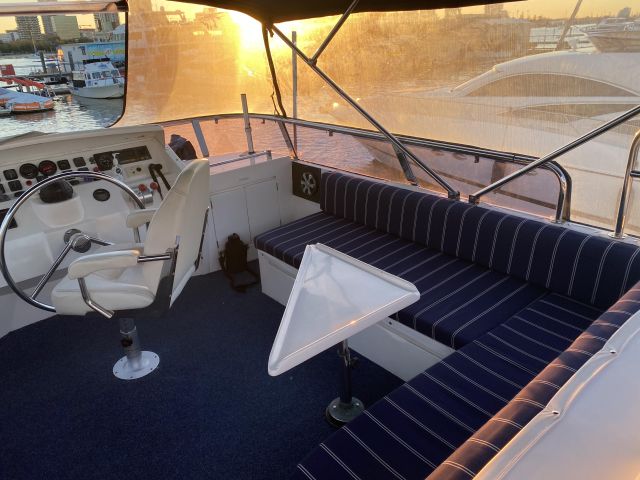 yacht party boat gold coast