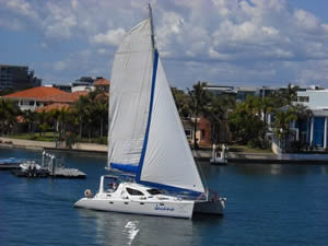 small yacht hire gold coast